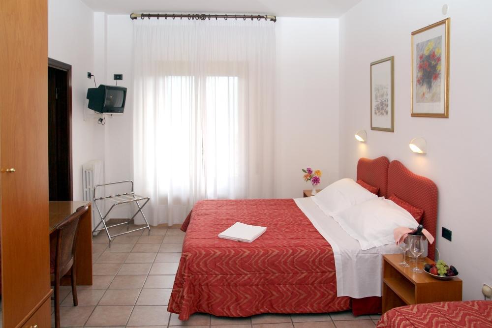 Family Hotel Como Rivisondoli Εξωτερικό φωτογραφία